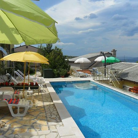 Apartments Zlato - With Pool Senj  Esterno foto